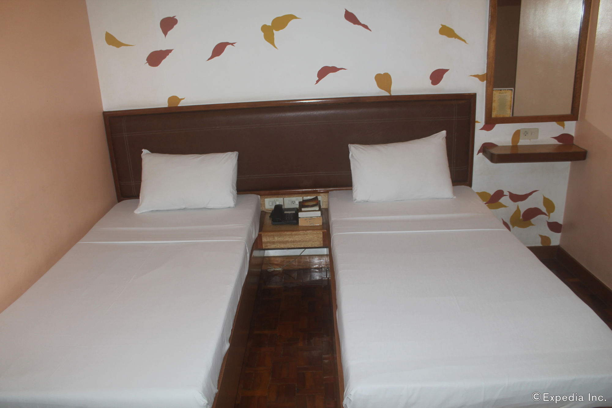 Park Bed And Breakfast Hotel Pasay 马尼拉 外观 照片